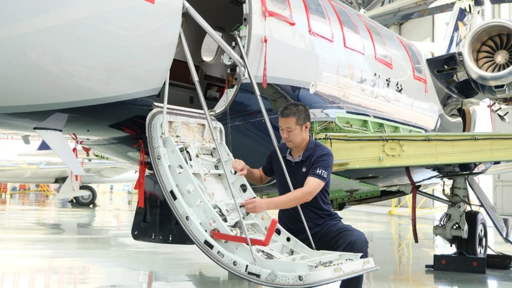 Meet The Mechanics: An interview with Yi Liqun, ExecuJet Haite