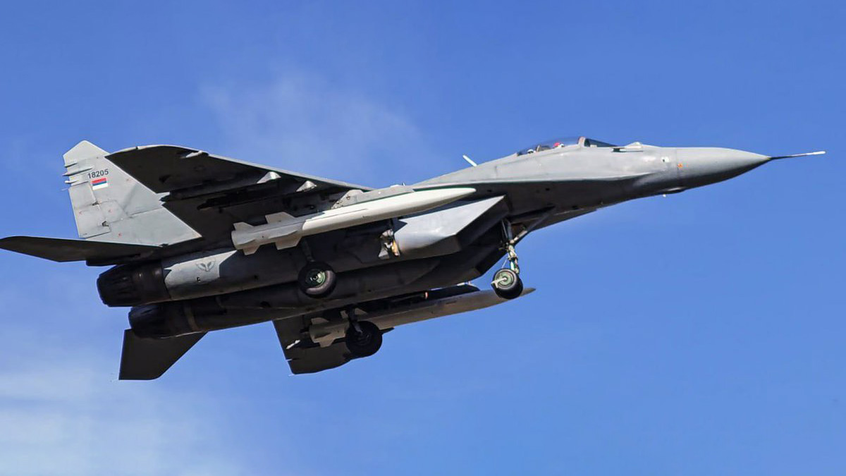 Serbian MiG-29 Now Flying with Chinese CM-400 Missiles