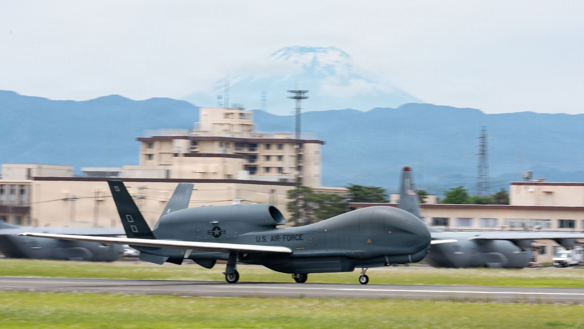 Guam’s RQ-4B Global Hawks Permanently Relocate to Yokota Air Base
