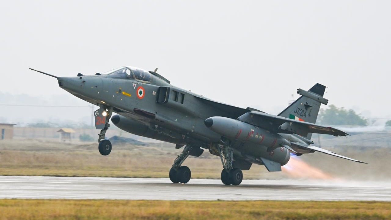 Indian Air Force Received Nine Retired RAF Jaguars